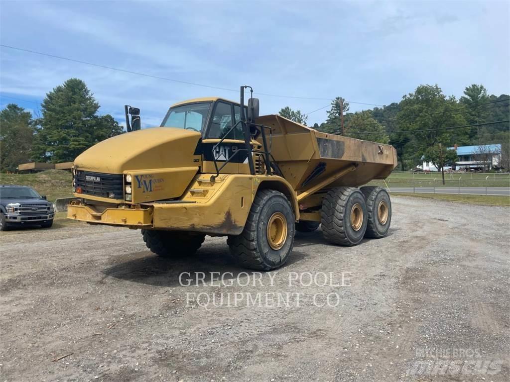 CAT 740 铰接式自卸车