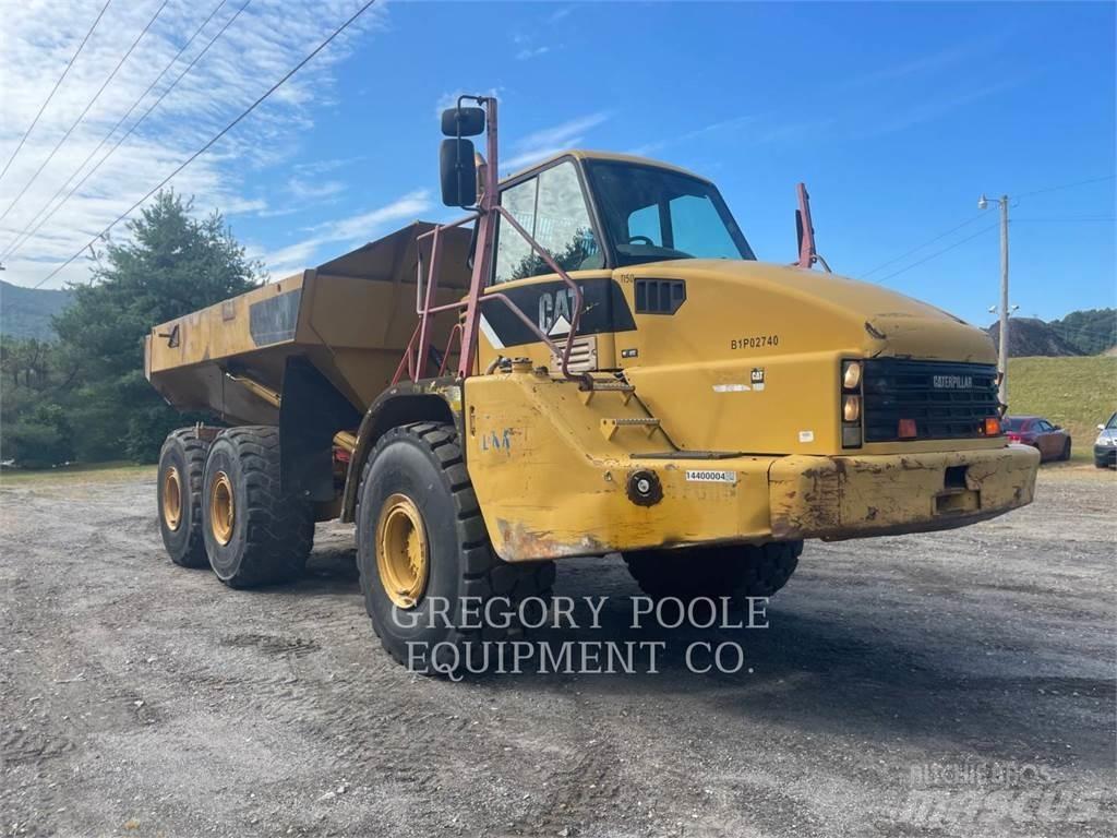 CAT 740 铰接式自卸车