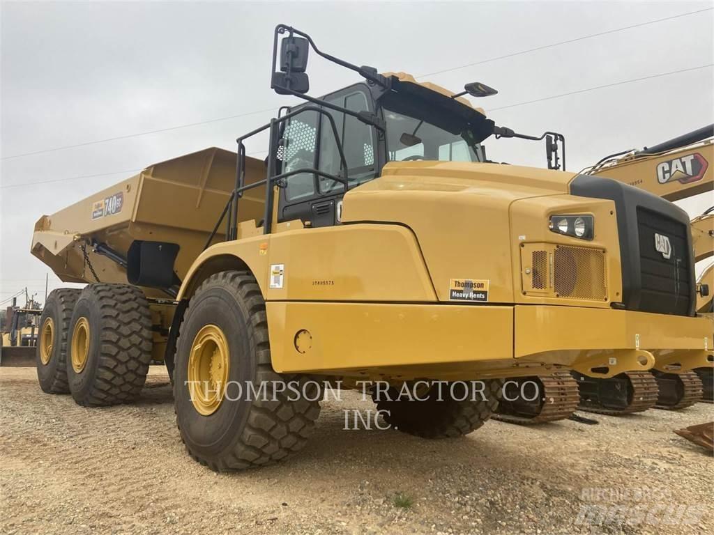 CAT 740 GC 铰接式自卸车