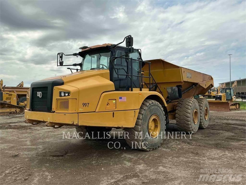 CAT 740 GC 铰接式自卸车