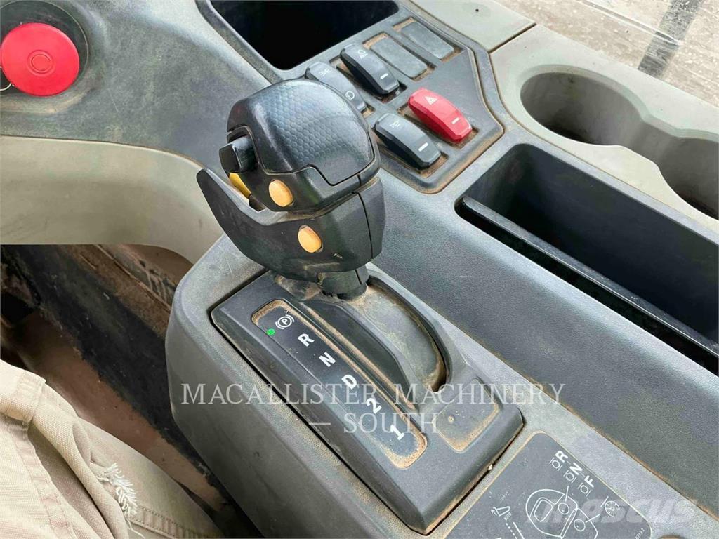 CAT 740 GC 铰接式自卸车