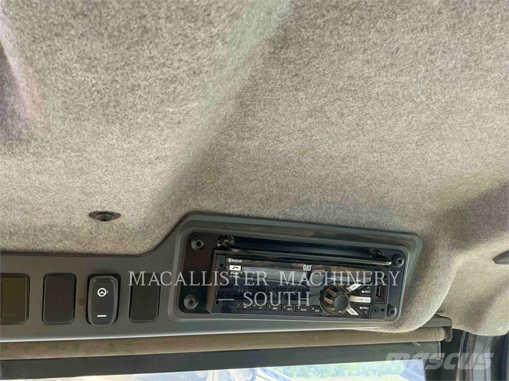 CAT 740 GC 铰接式自卸车