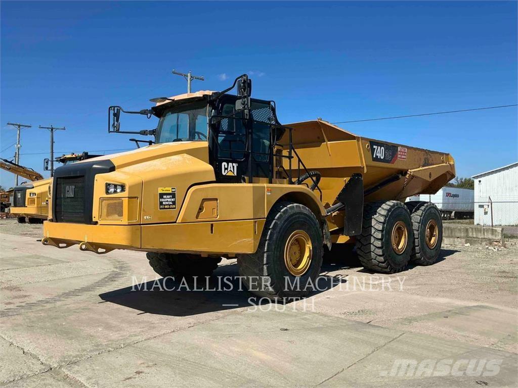CAT 740 GC 铰接式自卸车