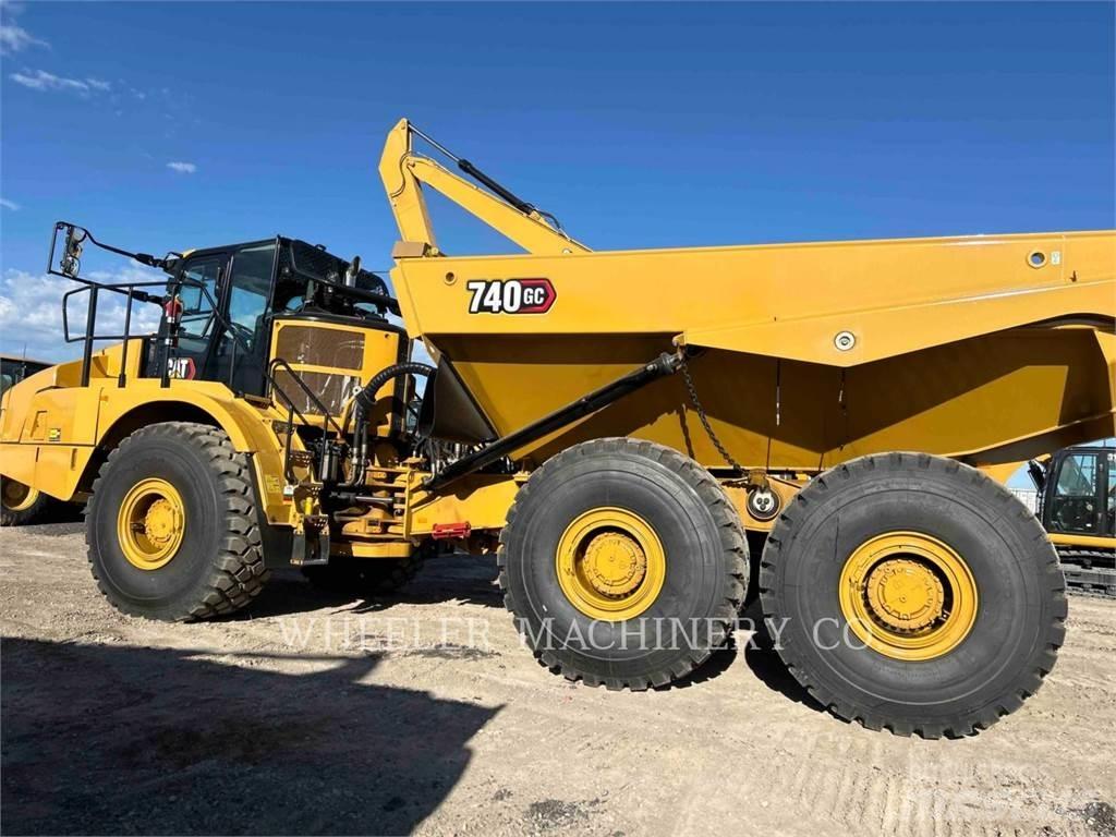 CAT 740 GC TG 铰接式自卸车