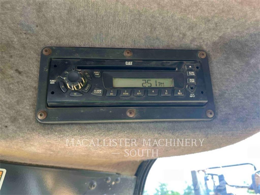 CAT 740B 铰接式自卸车