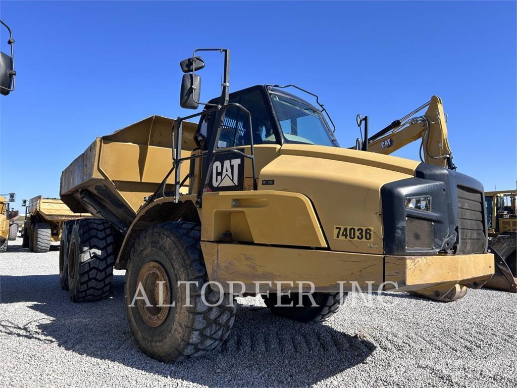 CAT 740B 铰接式自卸车