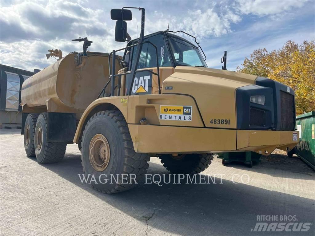 CAT 740B WT 水罐车