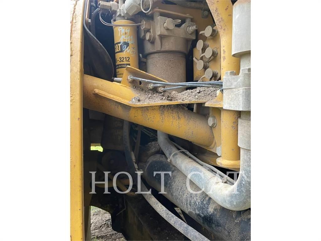 CAT 740BEJ 铰接式自卸车