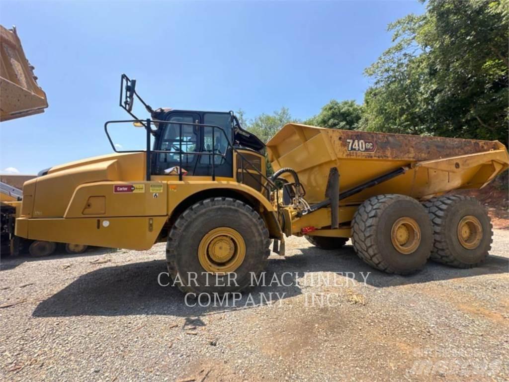 CAT 740GC 铰接式自卸车