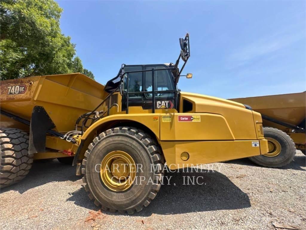 CAT 740GC 铰接式自卸车