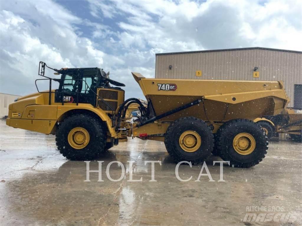 CAT 740GC 铰接式自卸车