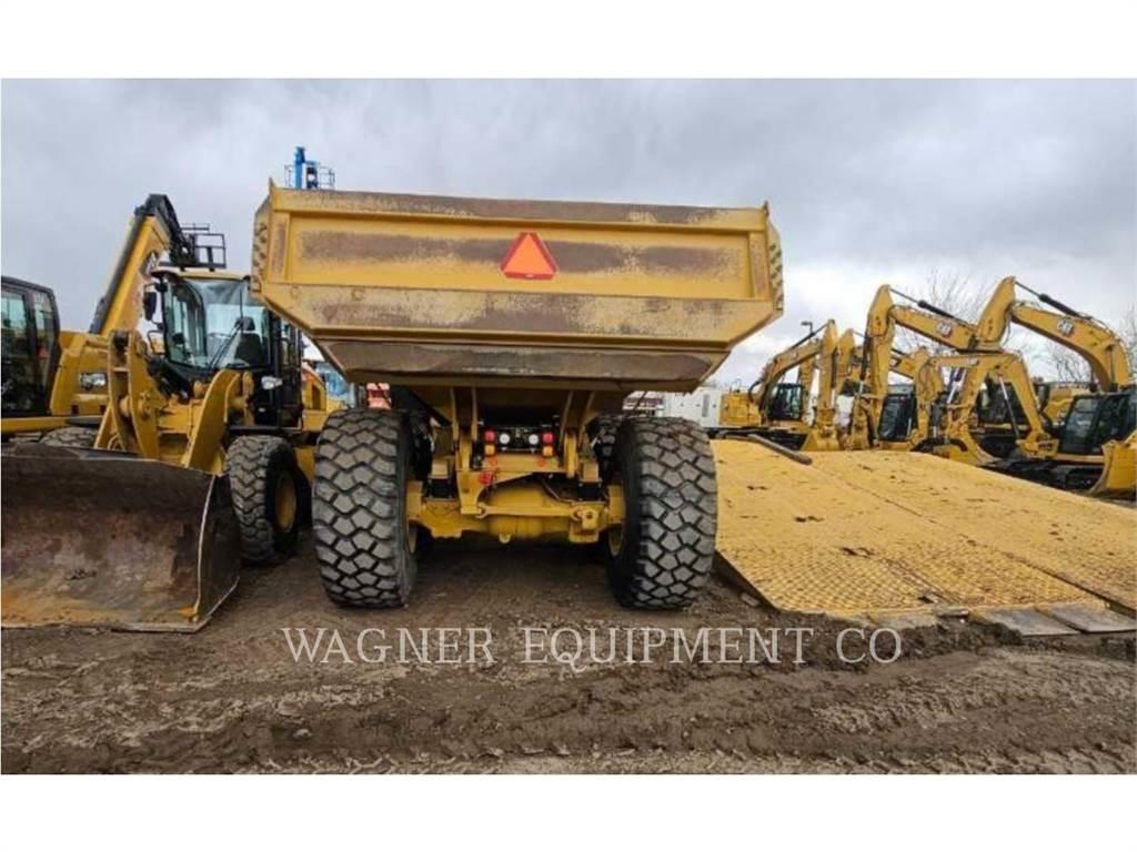 CAT 740GC 铰接式自卸车