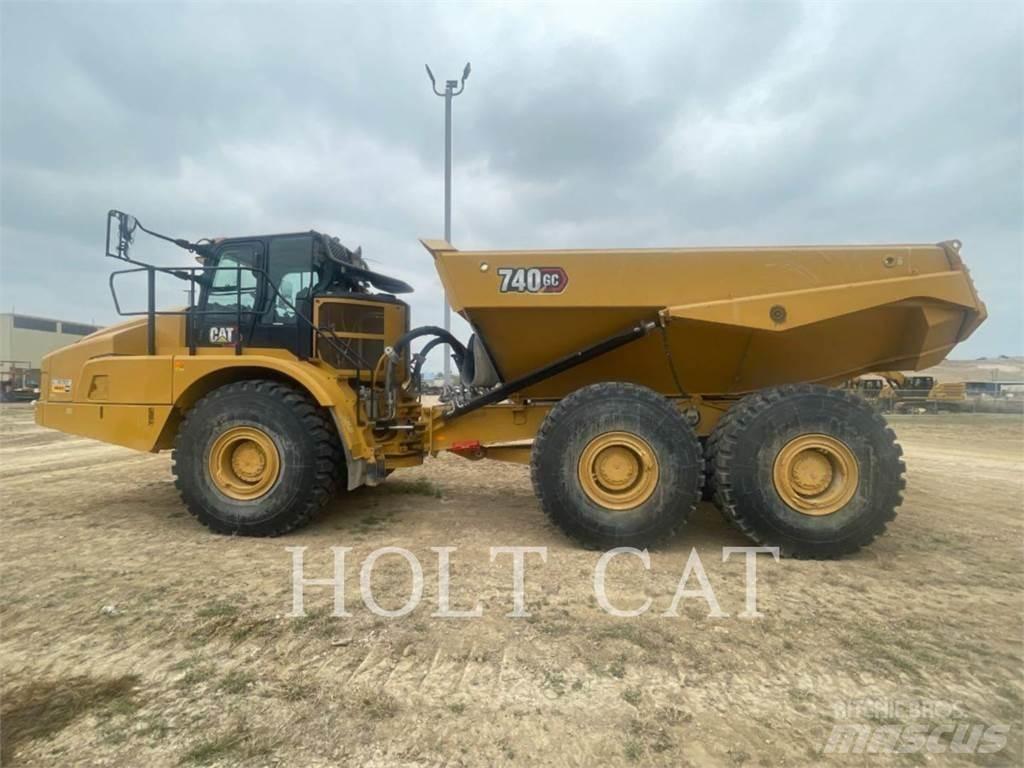 CAT 740GC 铰接式自卸车