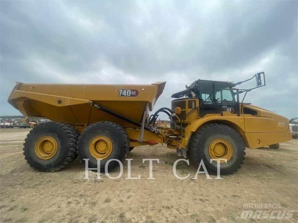 CAT 740GC 铰接式自卸车