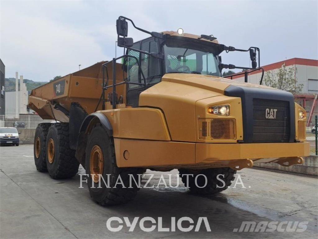 CAT 740GC 铰接式自卸车