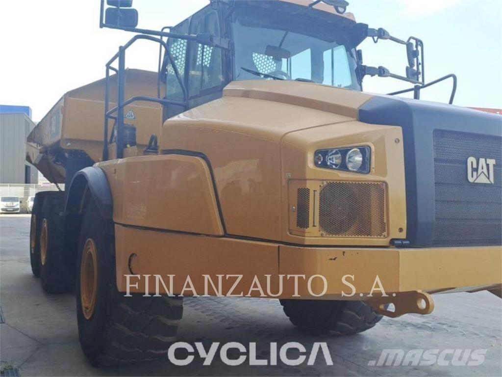 CAT 740GC 铰接式自卸车