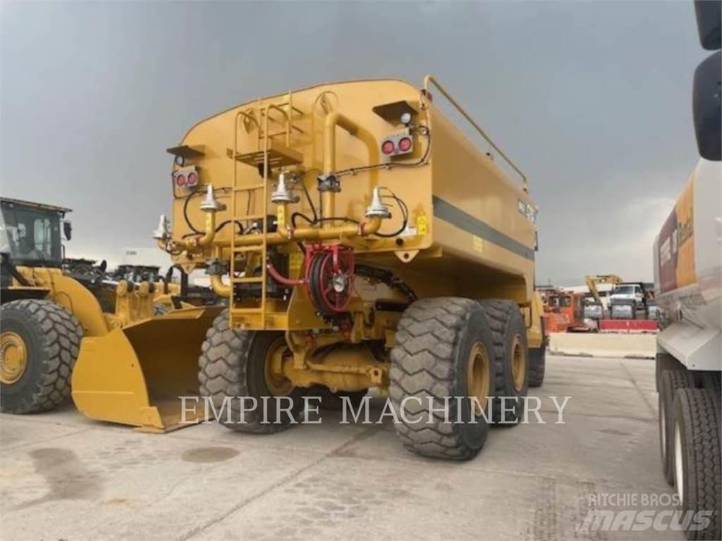 CAT 740GC WT 水罐车