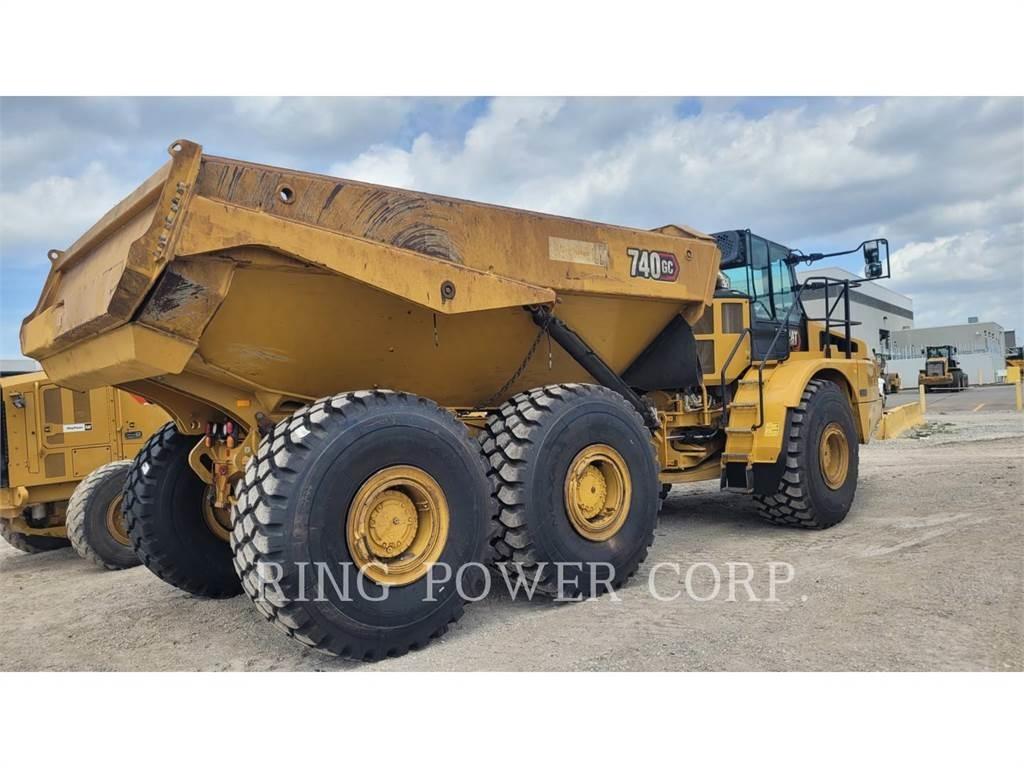 CAT 740GCTG 铰接式自卸车