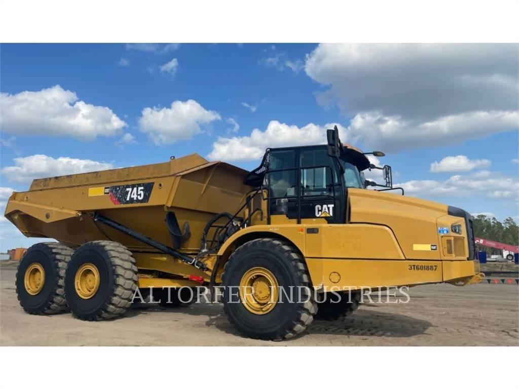 CAT 745 铰接式自卸车