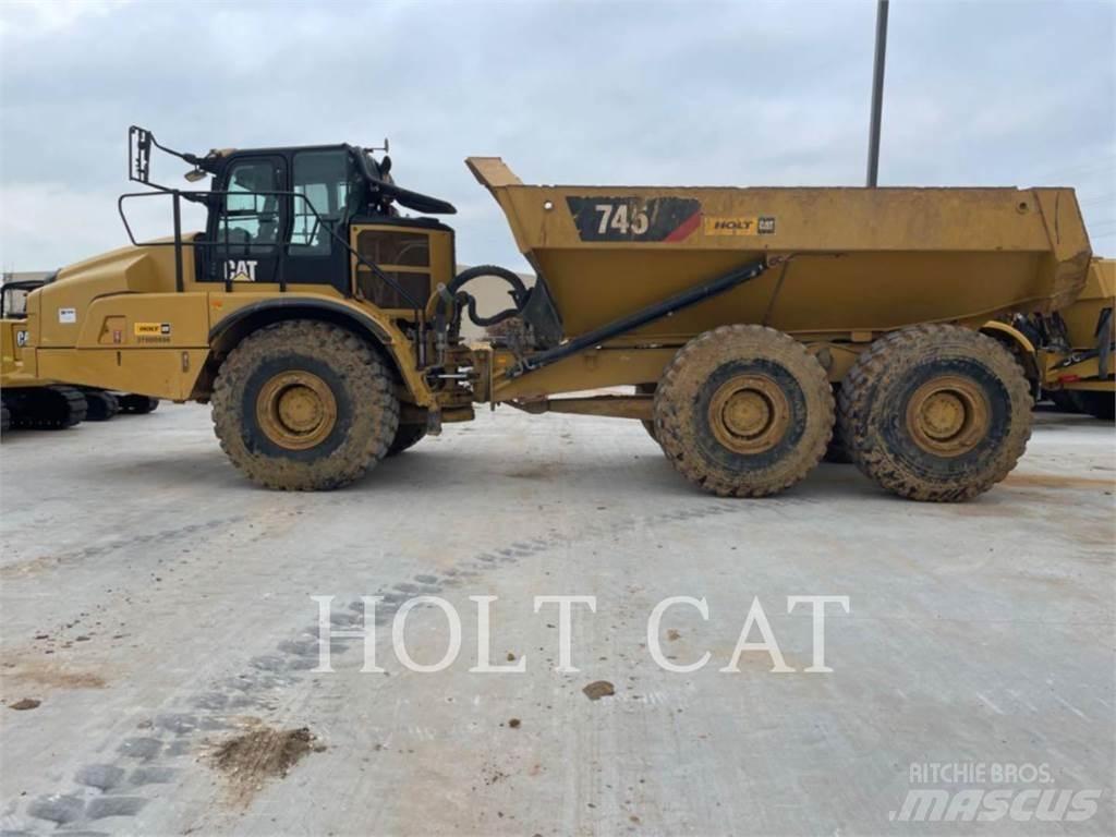 CAT 745 铰接式自卸车