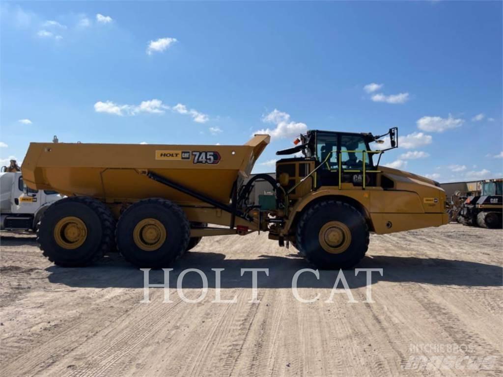 CAT 745 铰接式自卸车