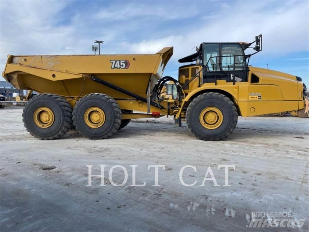 CAT 745 铰接式自卸车