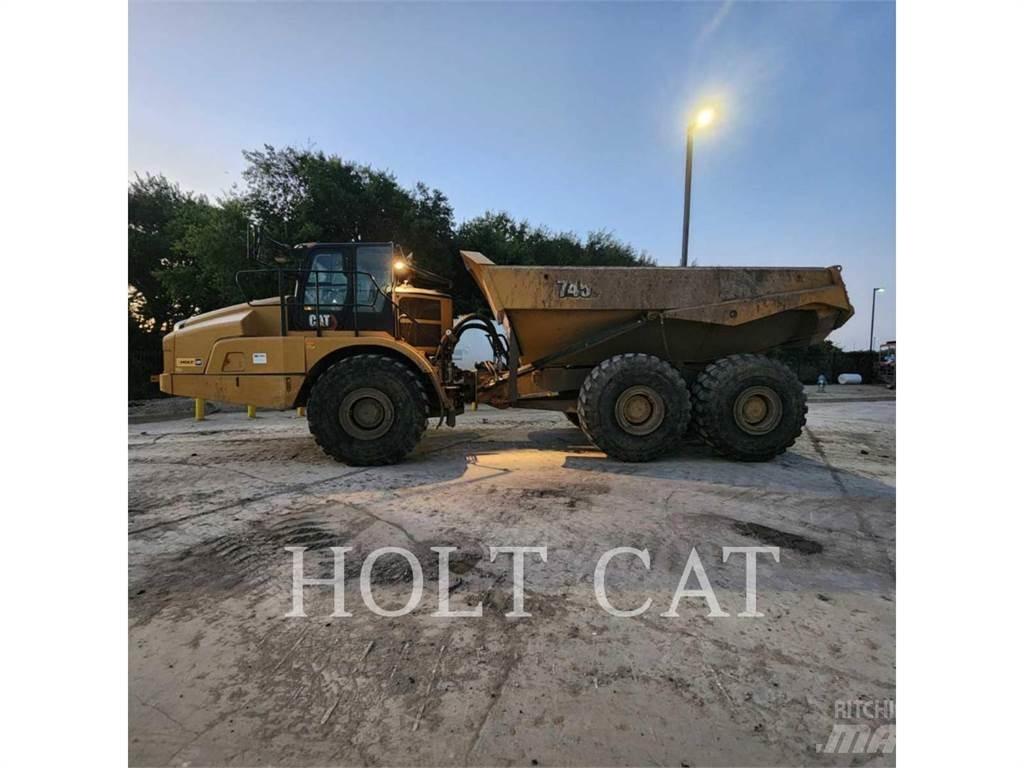 CAT 745 铰接式自卸车