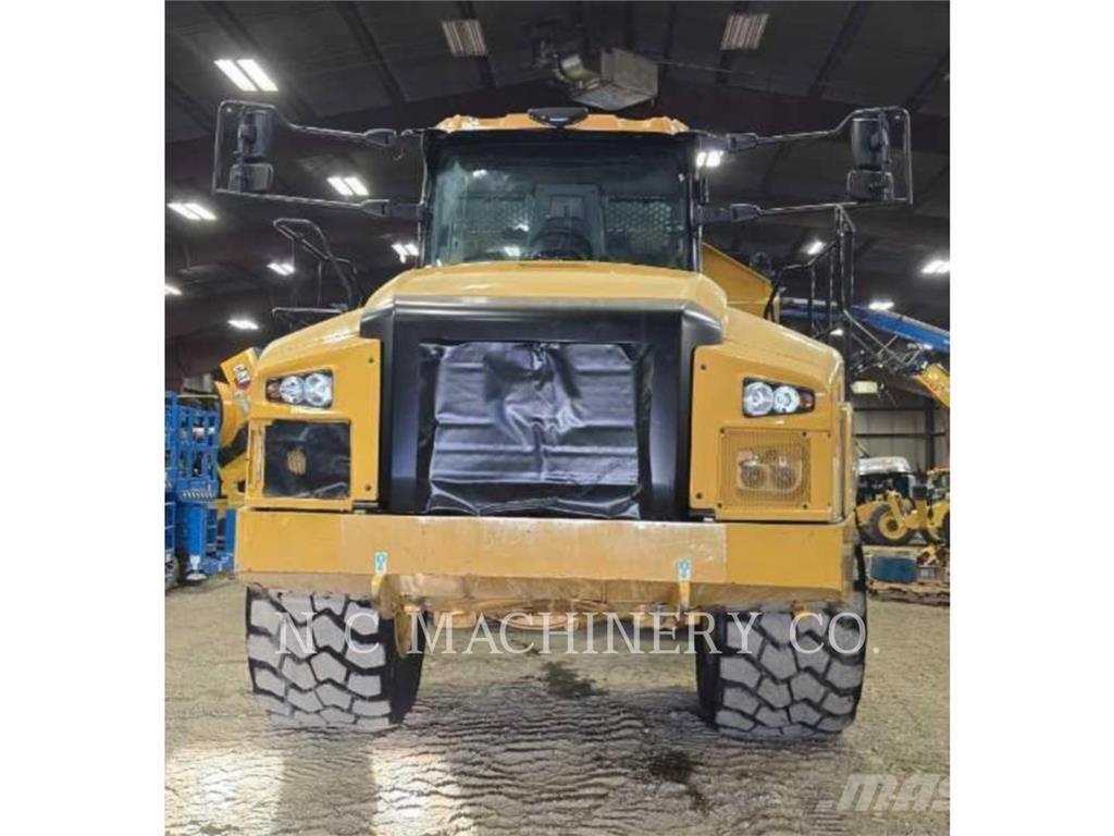 CAT 745 铰接式自卸车