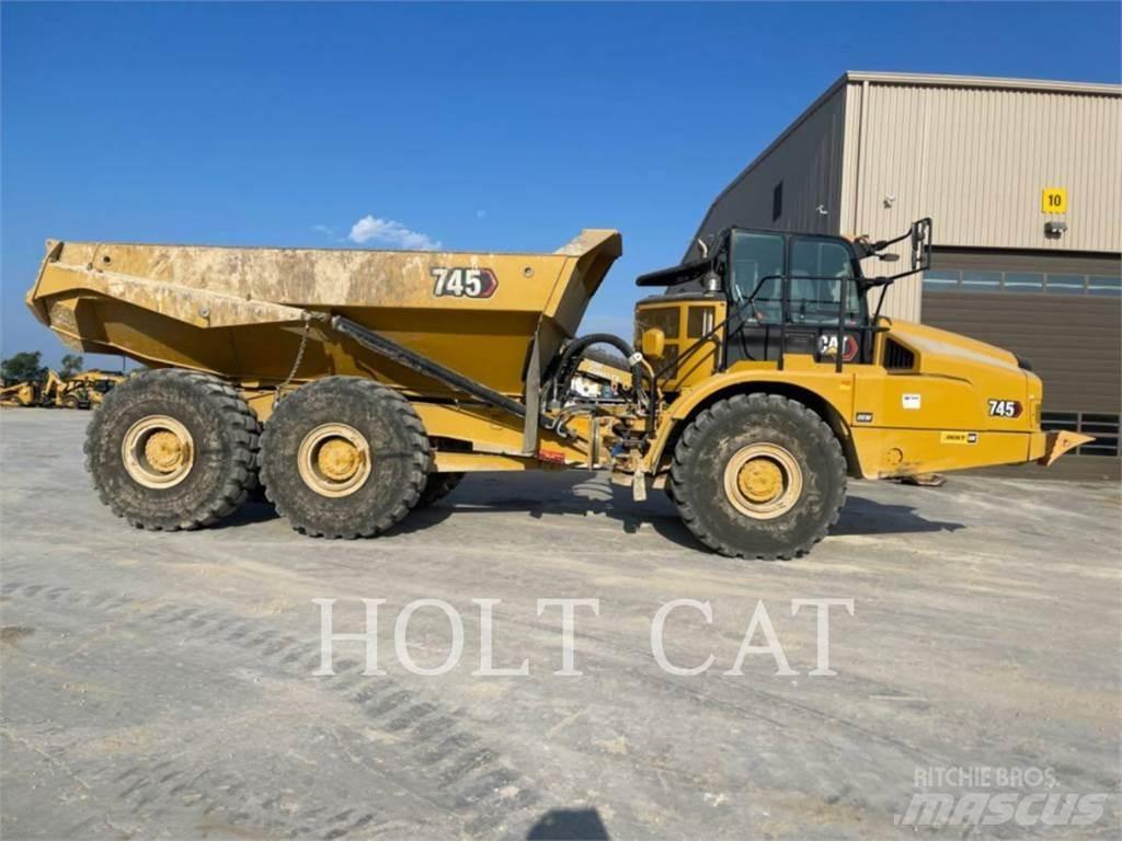 CAT 745 铰接式自卸车