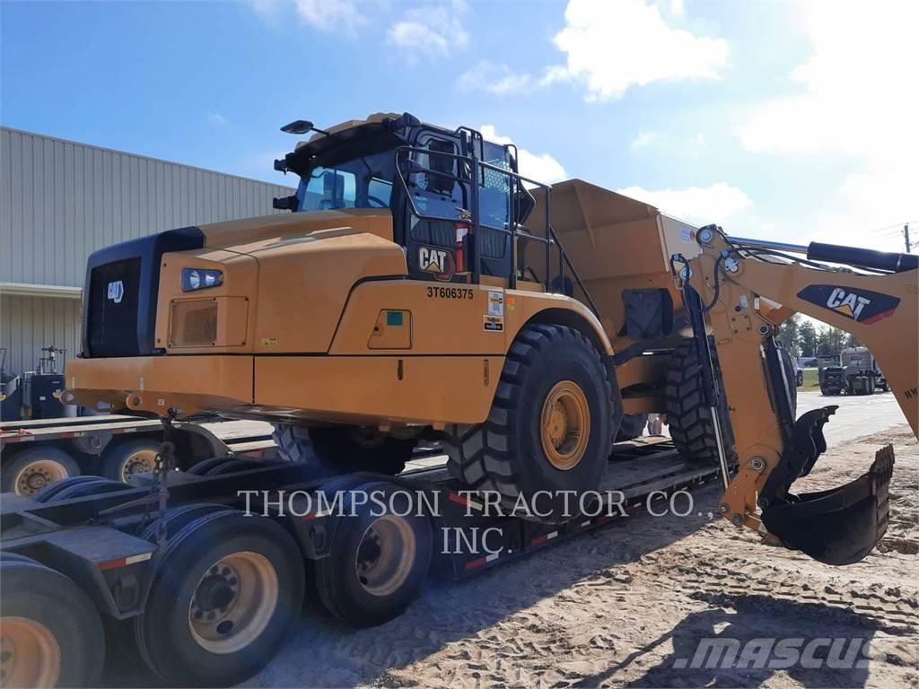 CAT 745 铰接式自卸车