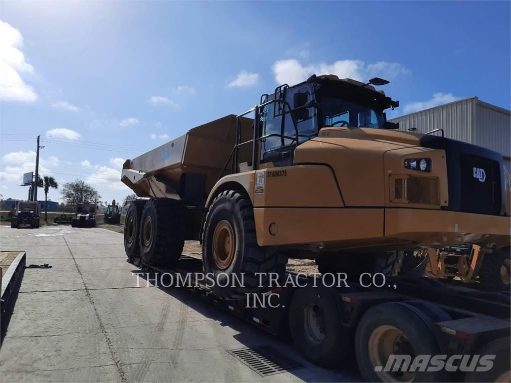 CAT 745 铰接式自卸车