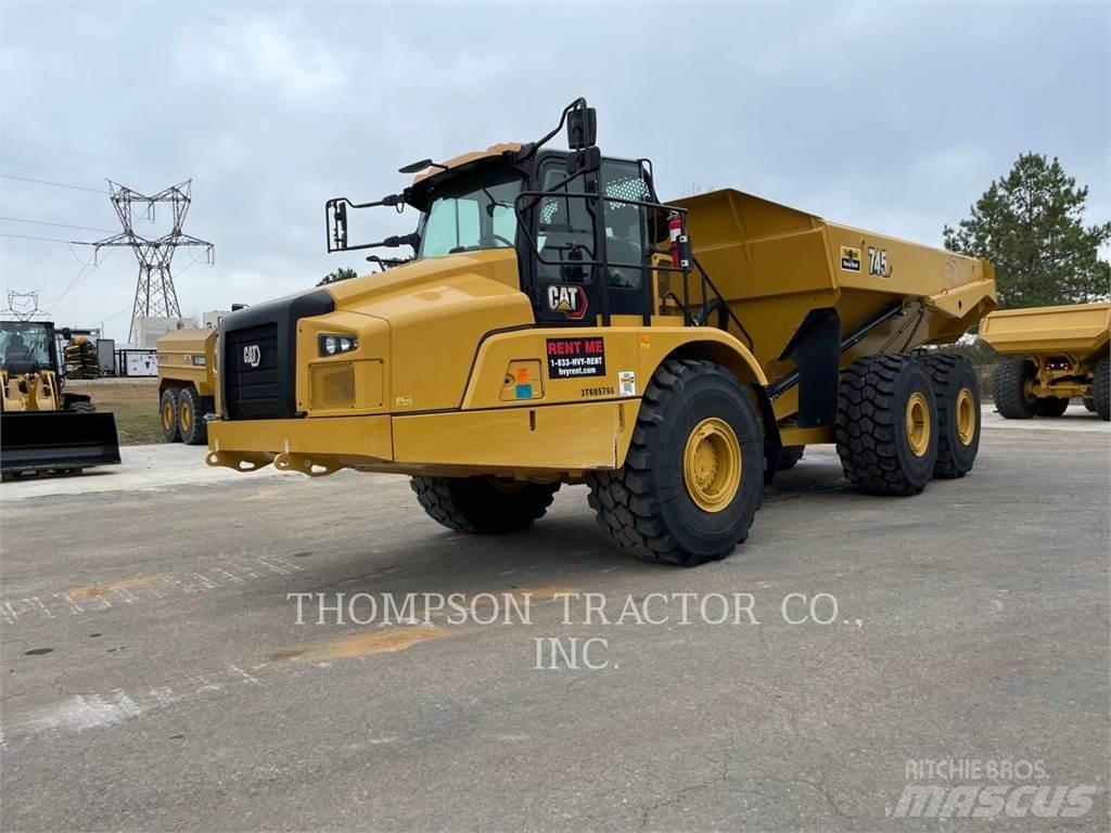 CAT 745 铰接式自卸车