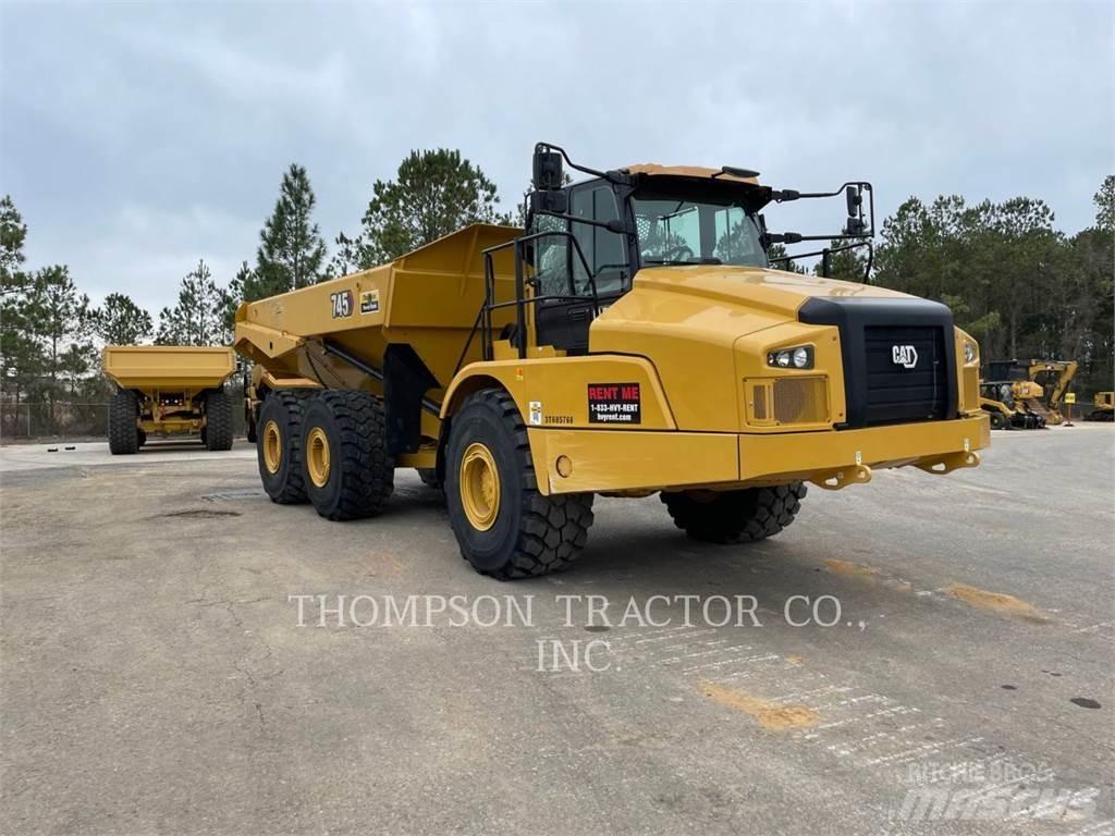 CAT 745 铰接式自卸车