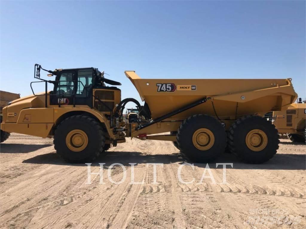 CAT 745 铰接式自卸车