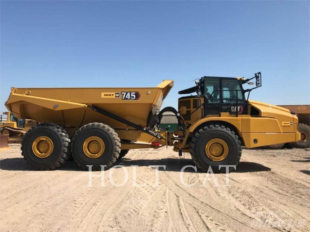 CAT 745 铰接式自卸车