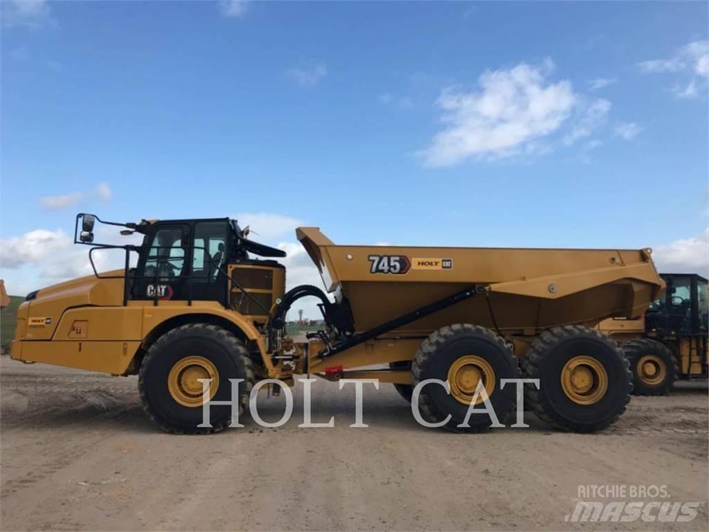 CAT 745 铰接式自卸车