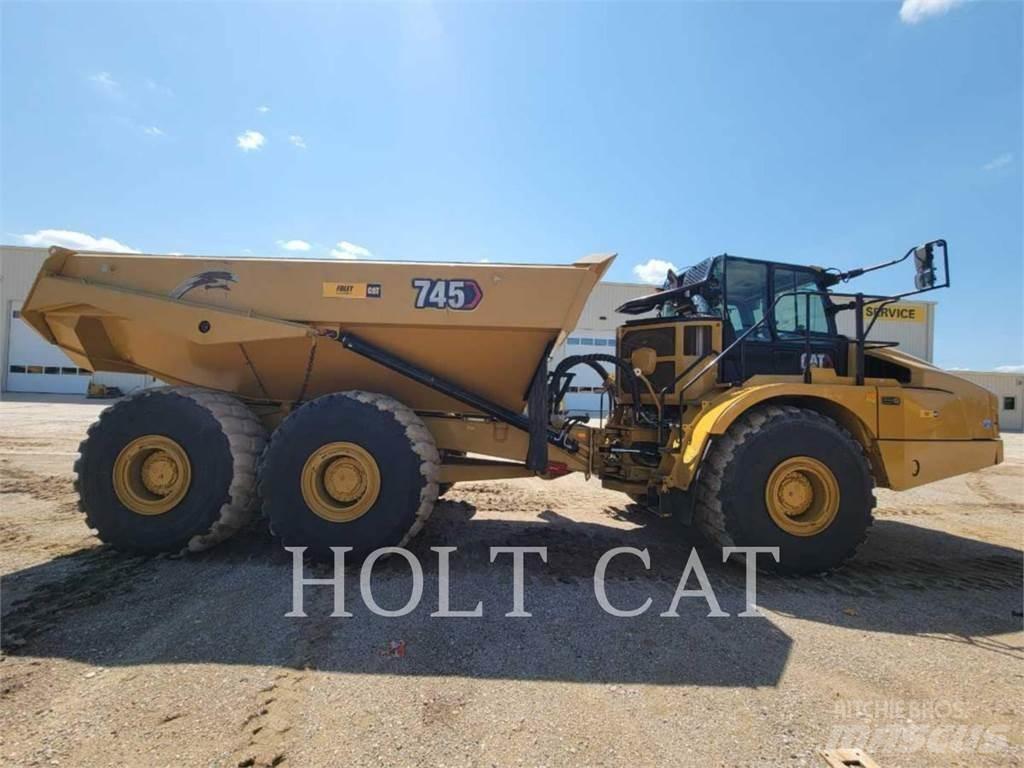 CAT 745 铰接式自卸车