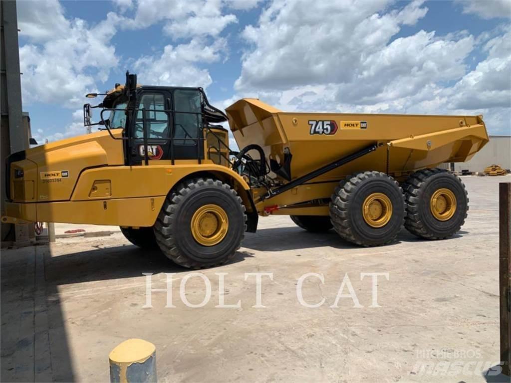 CAT 745 铰接式自卸车