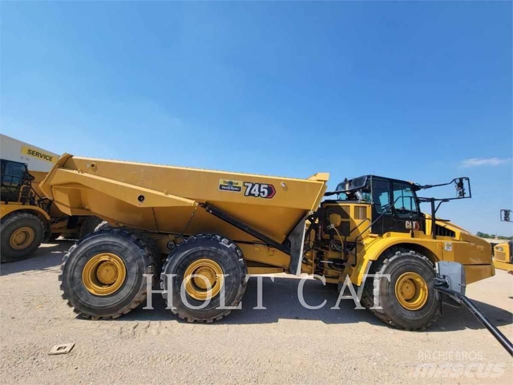 CAT 745 铰接式自卸车