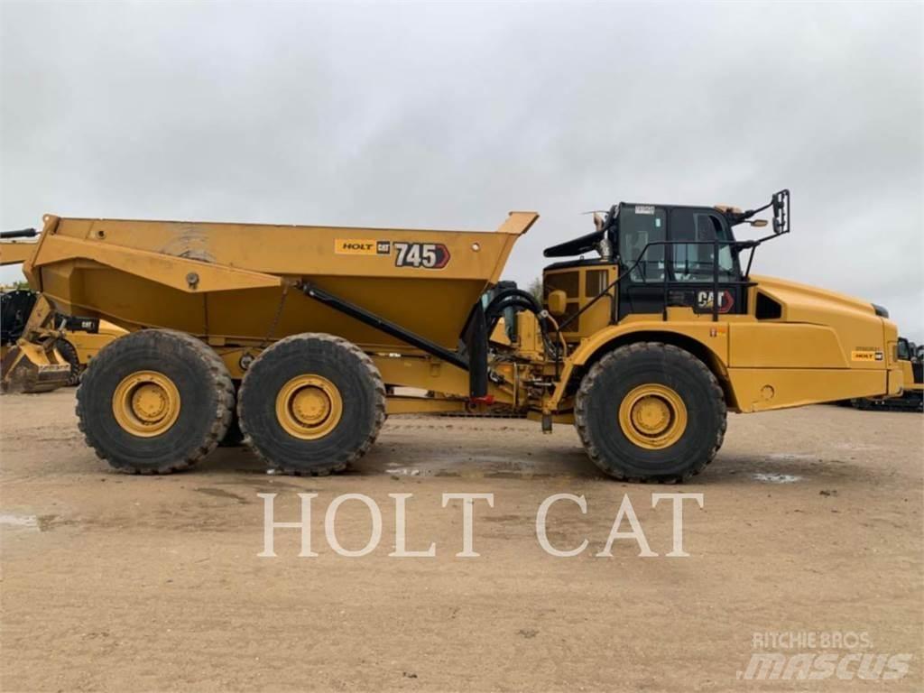 CAT 745 铰接式自卸车