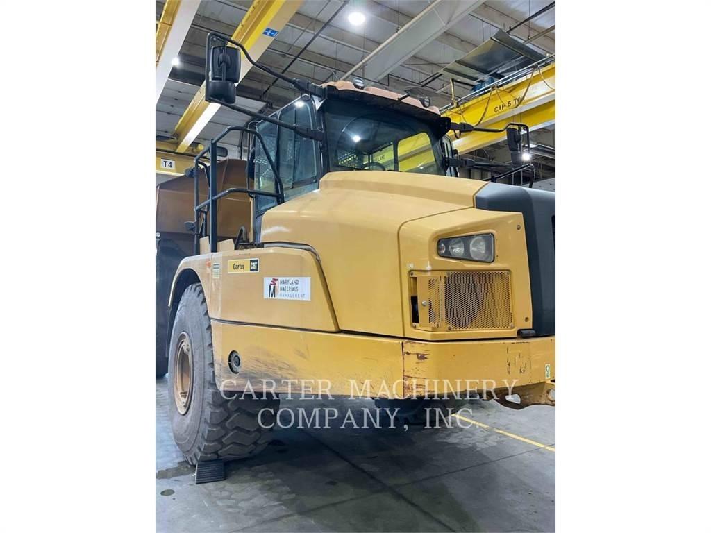 CAT 745 铰接式自卸车