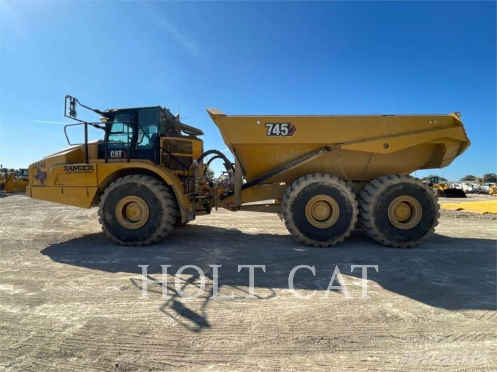 CAT 745 铰接式自卸车