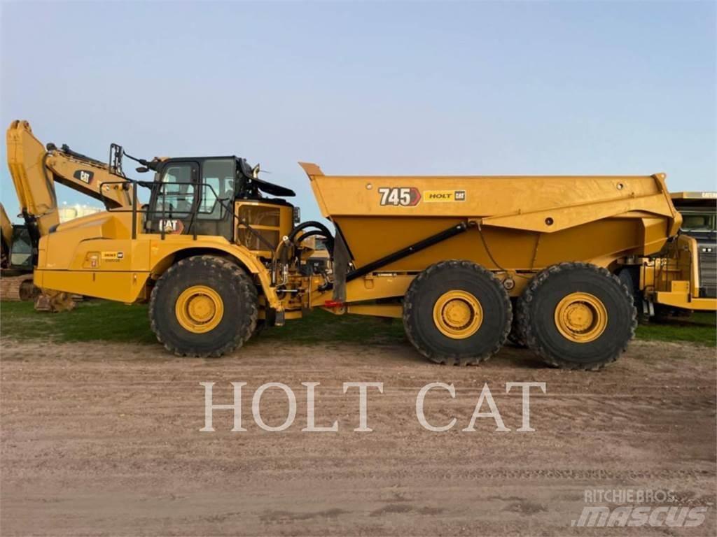 CAT 745 铰接式自卸车