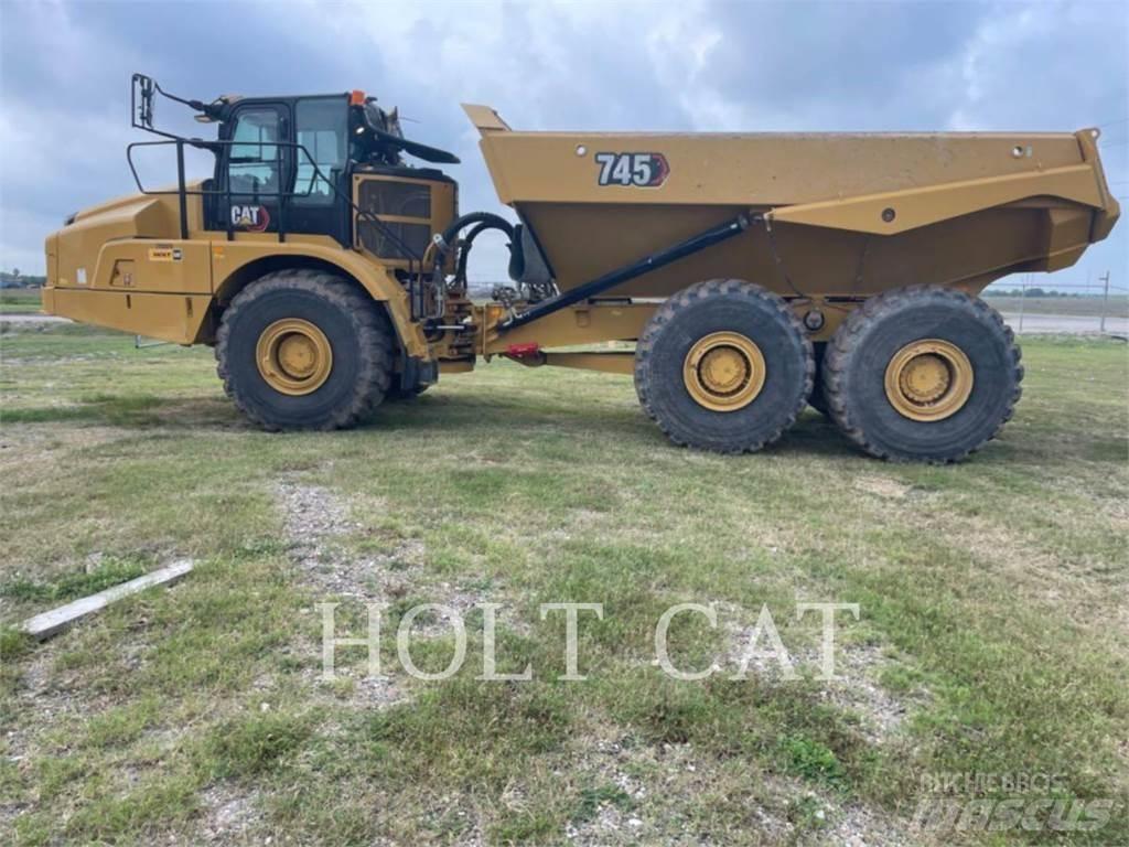CAT 745 铰接式自卸车