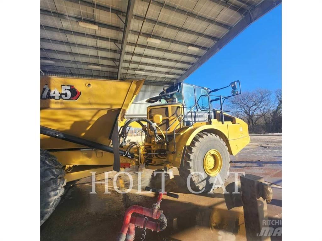CAT 745 铰接式自卸车