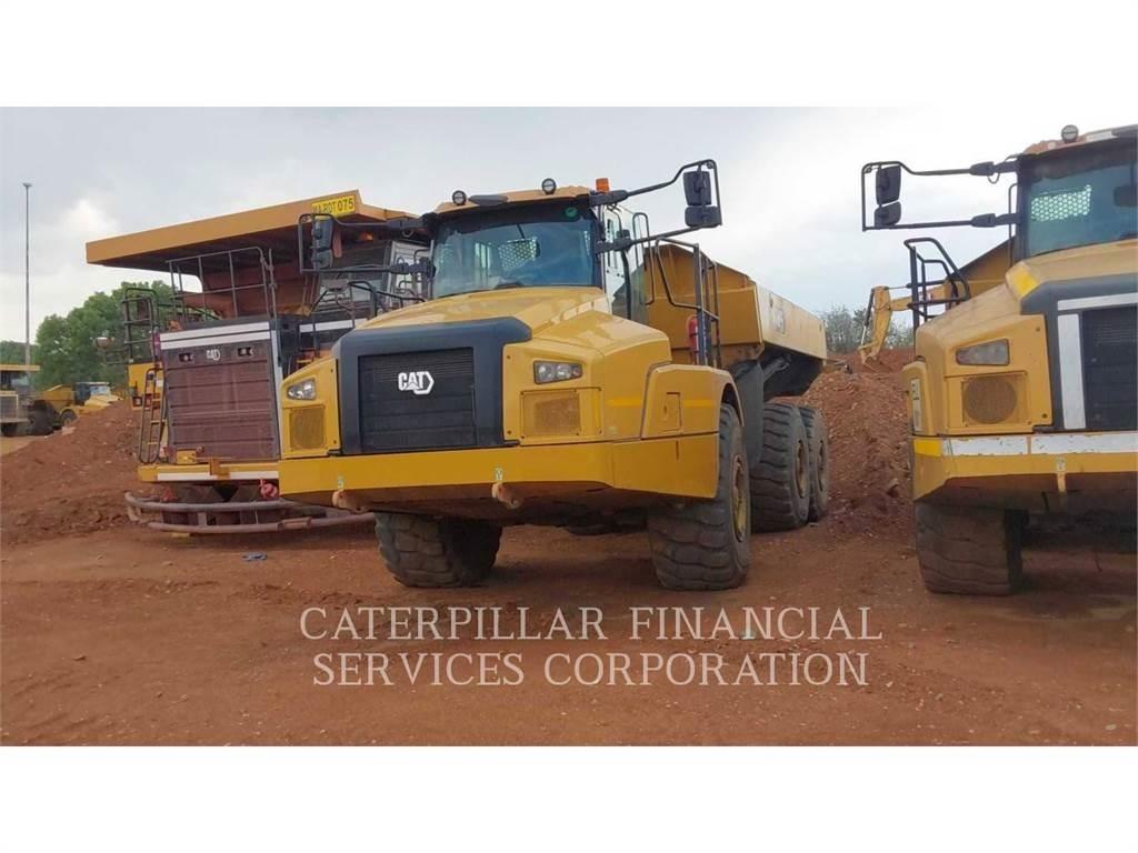 CAT 745 铰接式自卸车