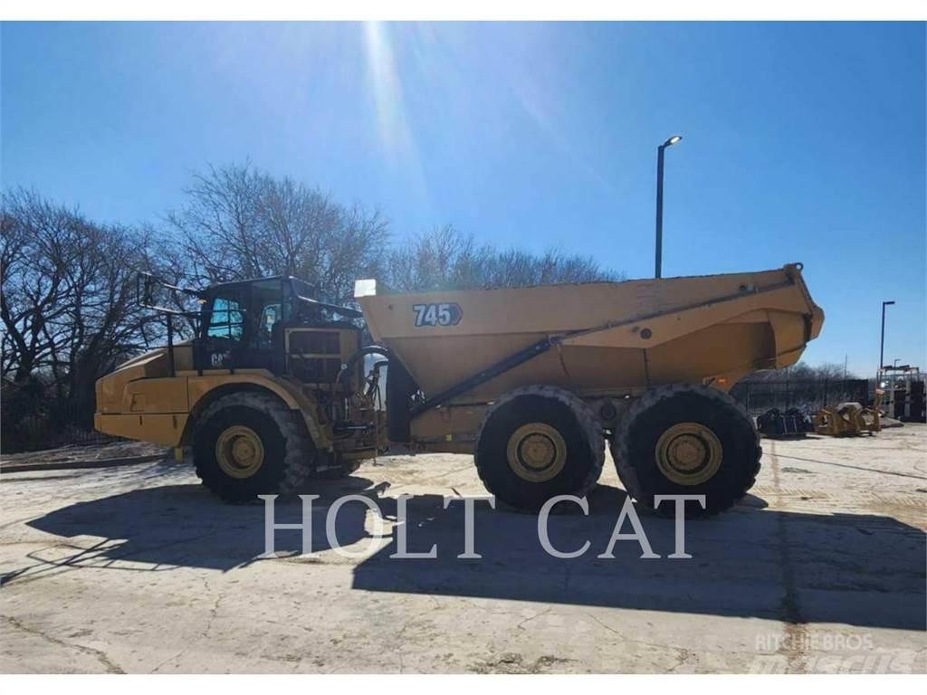CAT 745 铰接式自卸车