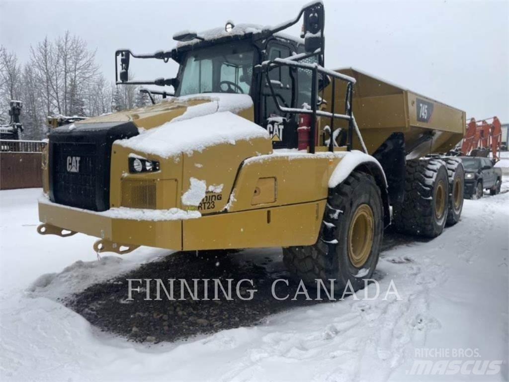 CAT 745 铰接式自卸车