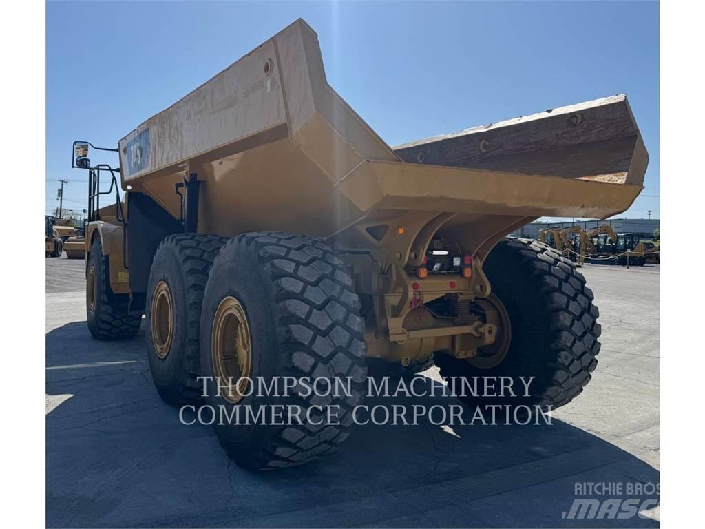 CAT 745 铰接式自卸车