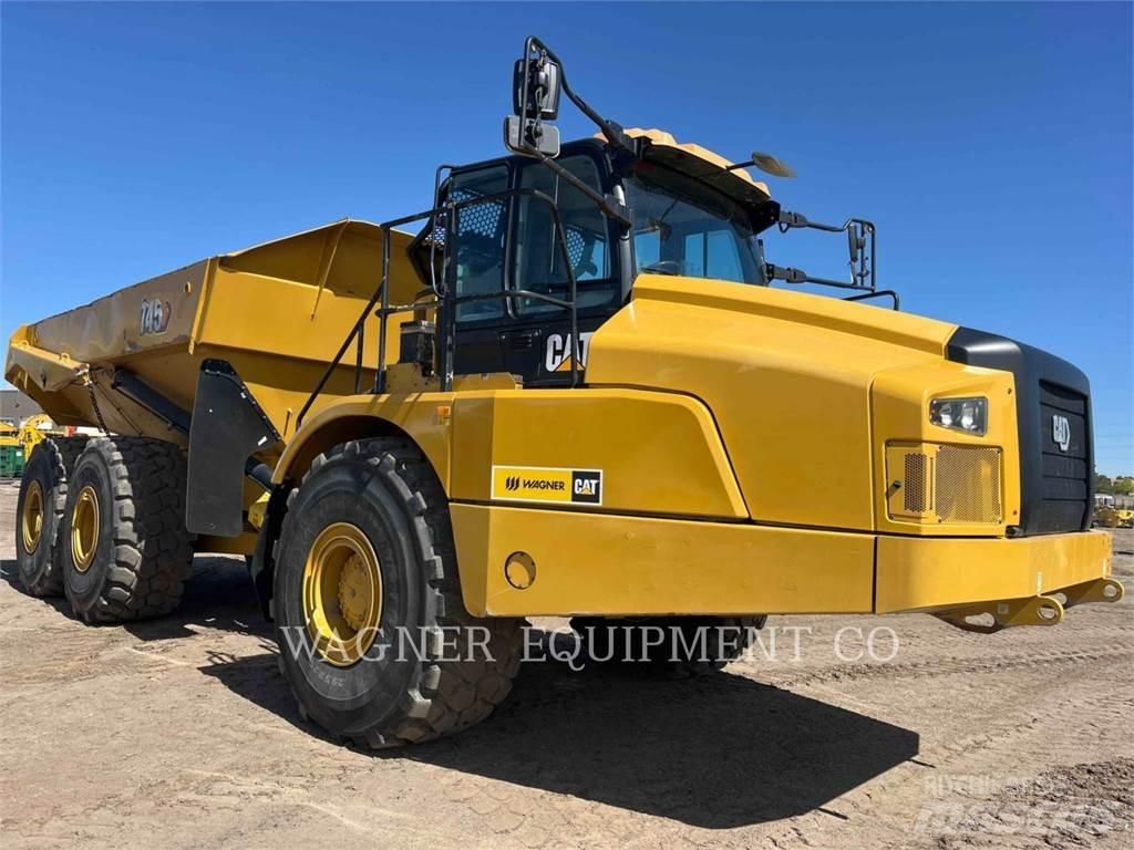 CAT 745 铰接式自卸车